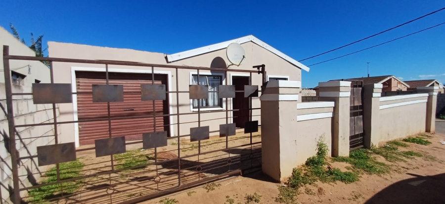2 Bedroom Property for Sale in Govan Mbeki Eastern Cape